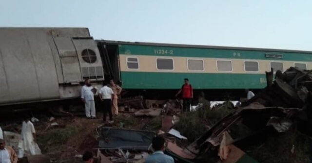 incidente-pakistan-treno-deragliato-36-morti